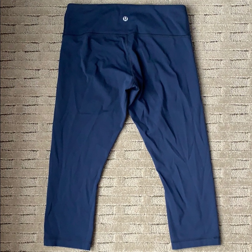 Women’s cropped Lululemon Pant